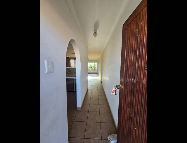 2 BEDROOM FLAT TO LET IN VEREENIGING CENTRAL